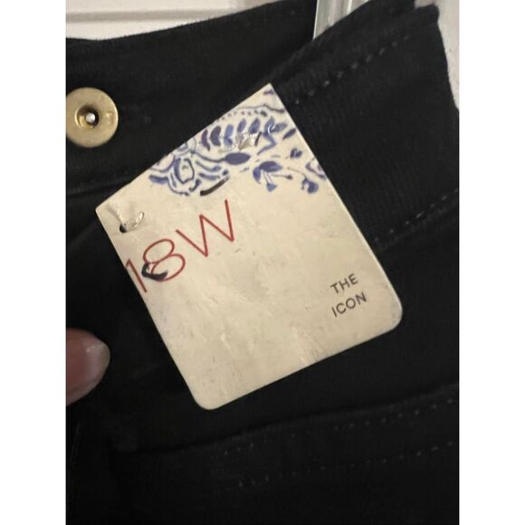 NWT $140 Pilcro Anthropologie The Icon Black Flared Stretch Jeans Size 18W Hi-Ri - Picture 6 of 9